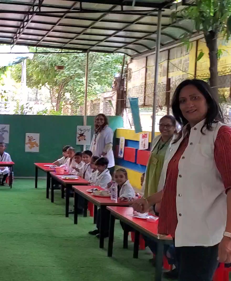 Kids learning activities at best preschool in Ghatlodia